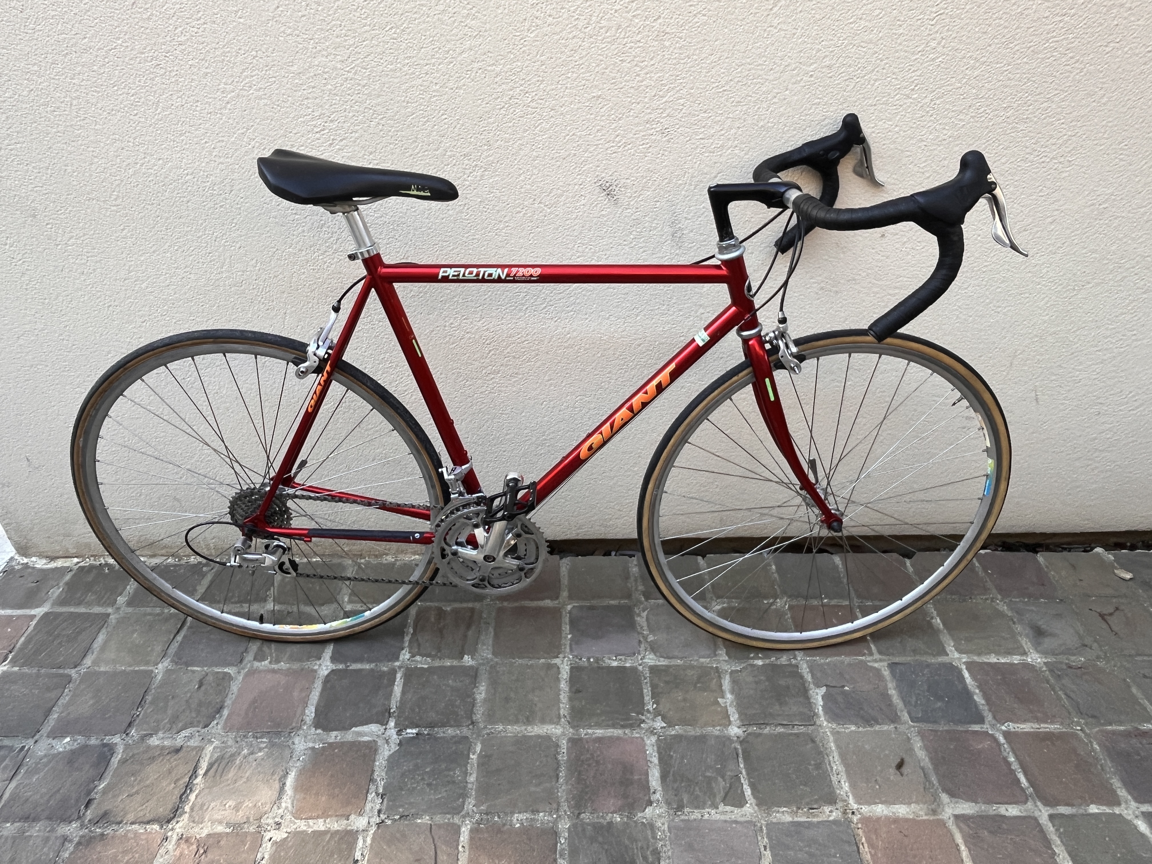 Vélo de Route Giant Peloton 7200